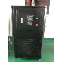 Low temperature circulating chiller